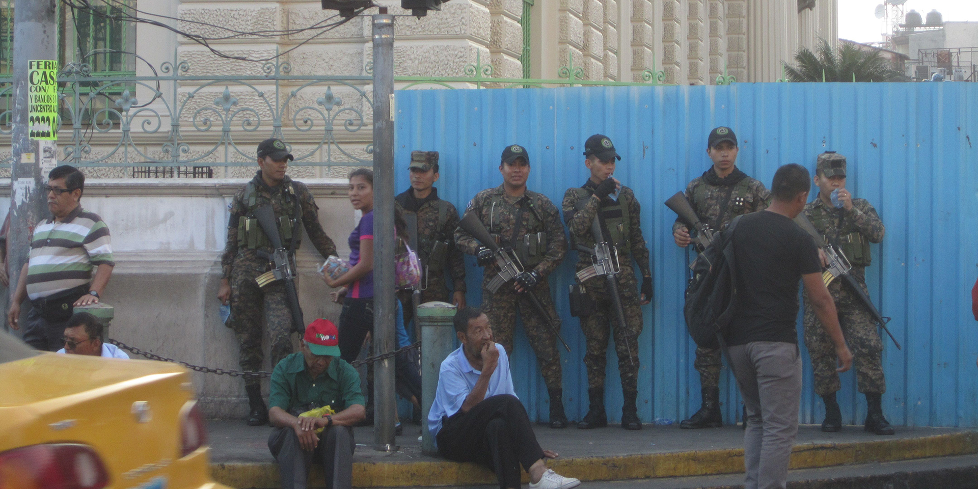 Soldaten in San Salvador , © ELKB/Gloel